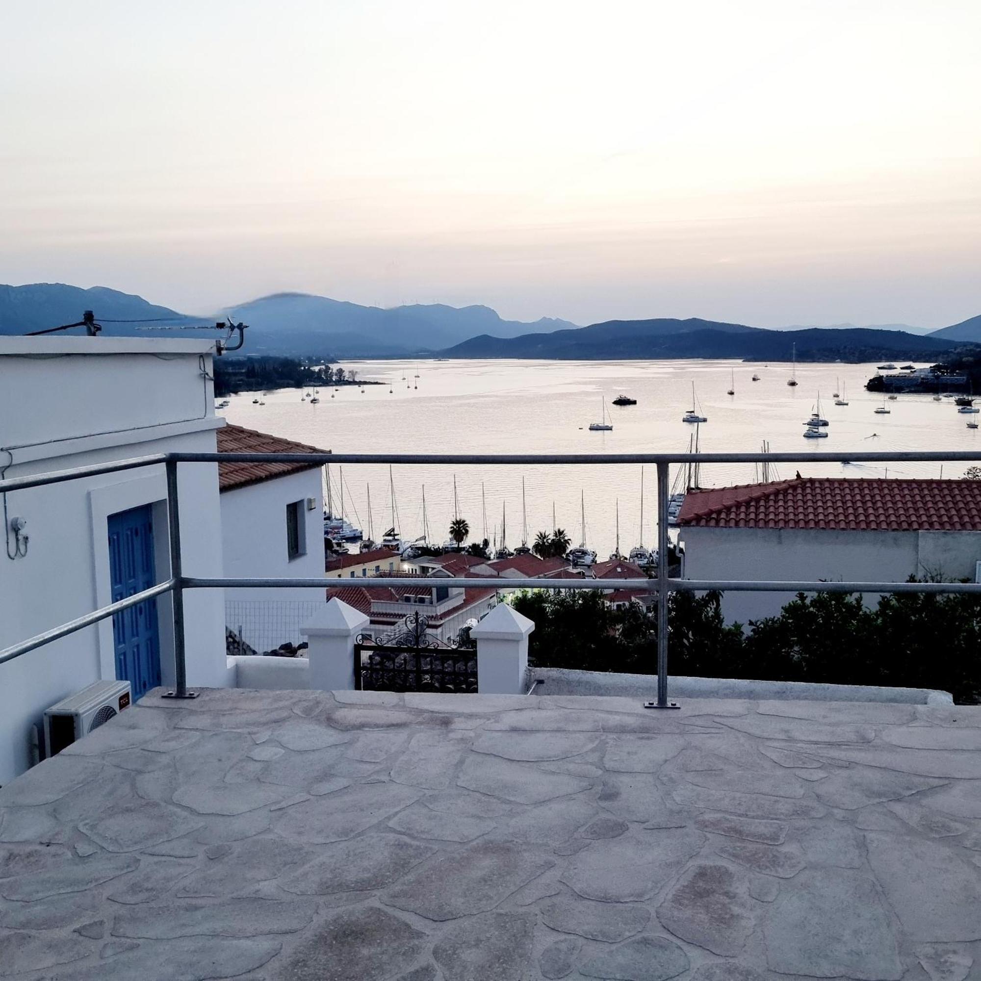 Panoramic View Apartment Poros Town Exterior photo